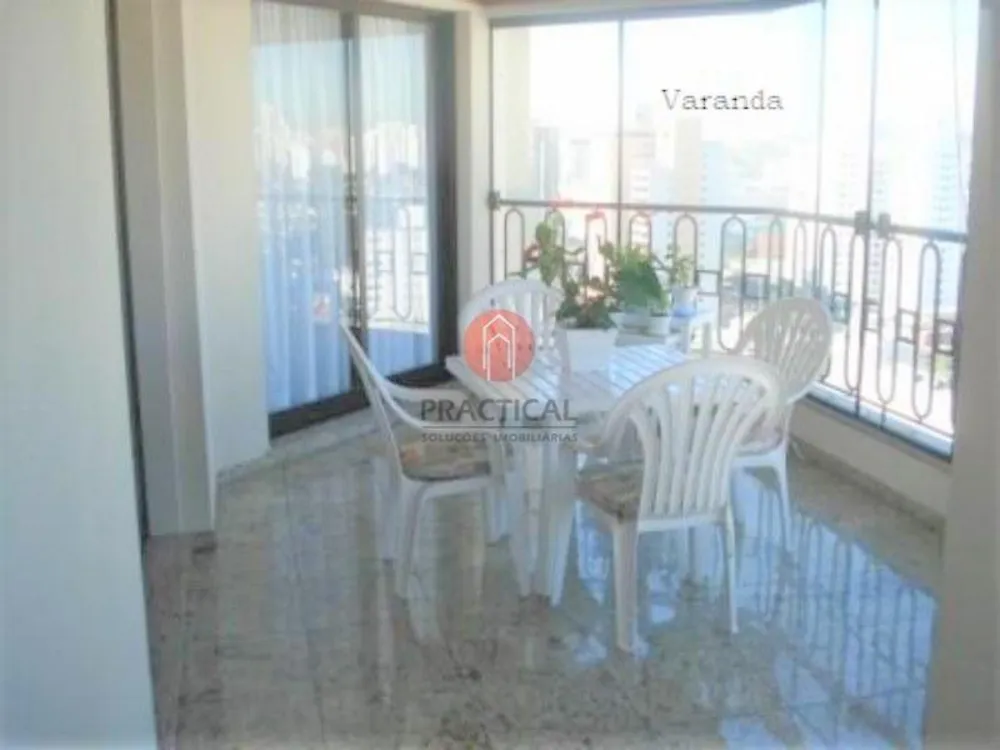 Apartamento, 4 quartos, 201 m² - Foto 1