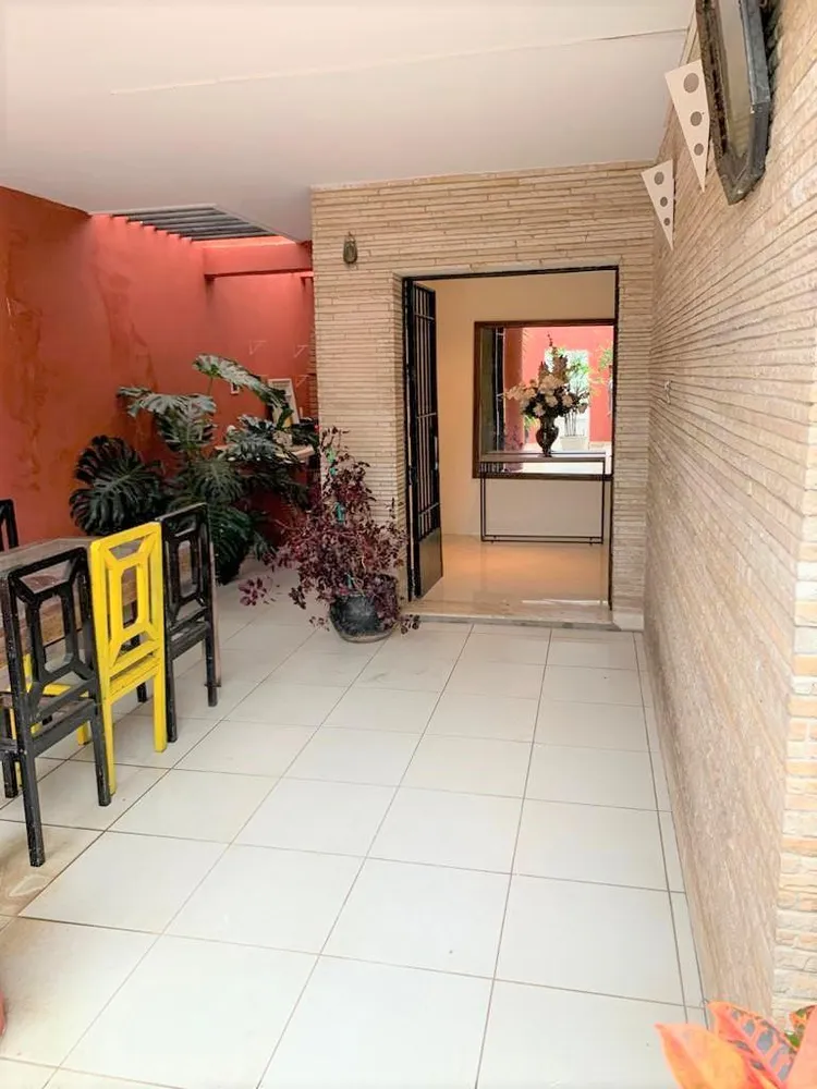 Casa, 3 quartos, 232 m² - Foto 3