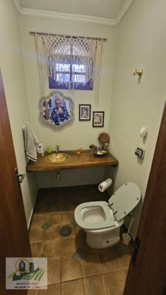 Casa, 3 quartos, 250 m² - Foto 2