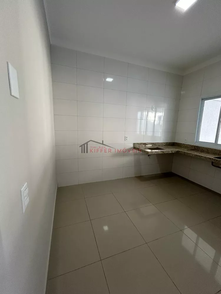 Casa à venda com 3 quartos, 92m² - Foto 9