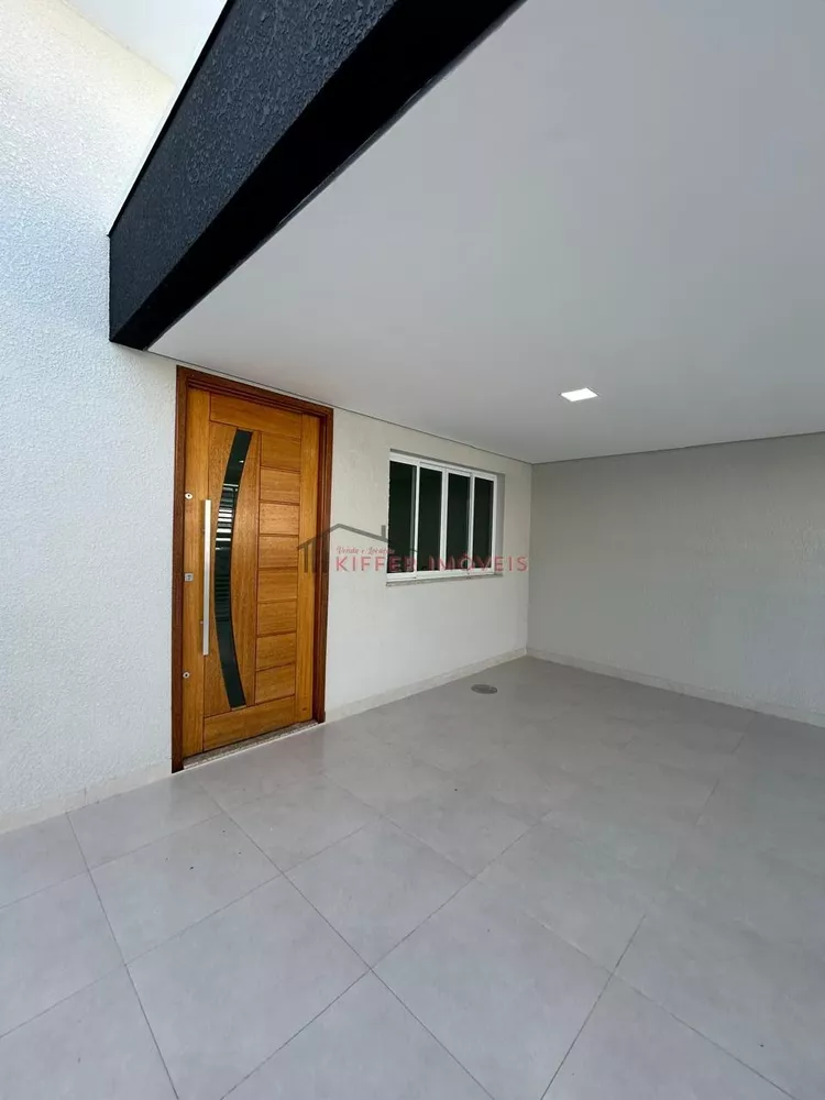 Casa à venda com 3 quartos, 92m² - Foto 2