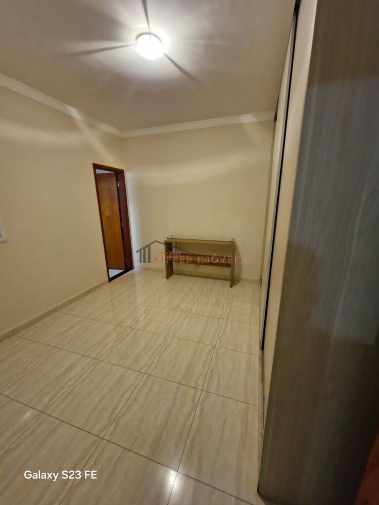 Casa à venda com 2 quartos, 125m² - Foto 11