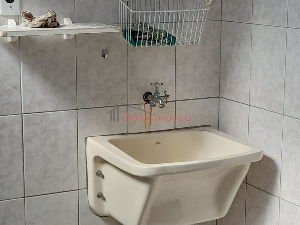 Casa à venda com 3 quartos, 210m² - Foto 6
