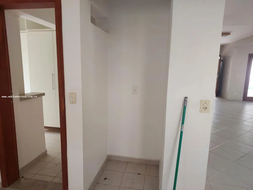 Casa, 4 quartos, 315 m² - Foto 22