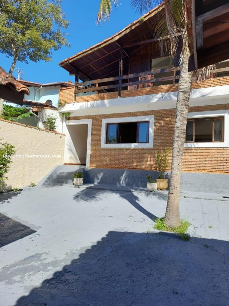 Casa, 6 quartos, 297 m² - Foto 1