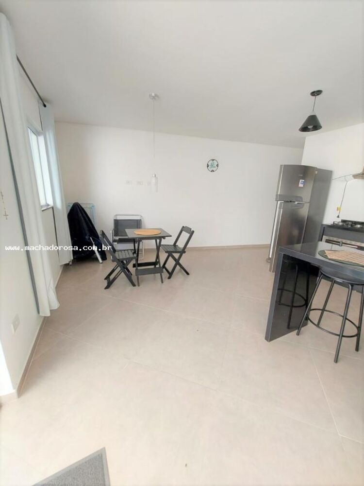 Casa, 6 quartos, 297 m² - Foto 2