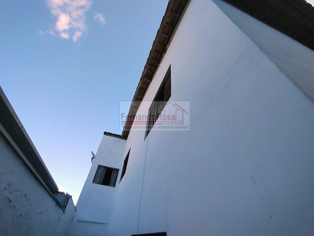 Sobrado à venda com 6 quartos, 260m² - Foto 4