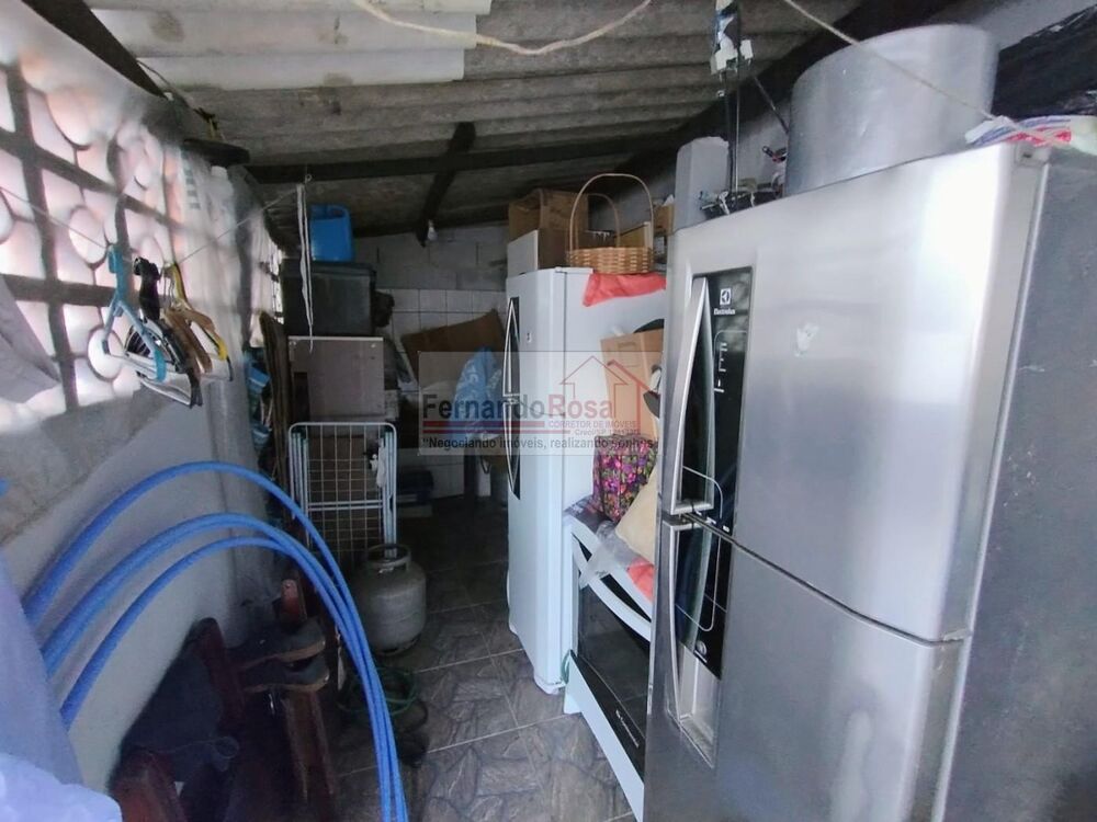 Sobrado à venda com 6 quartos, 260m² - Foto 31