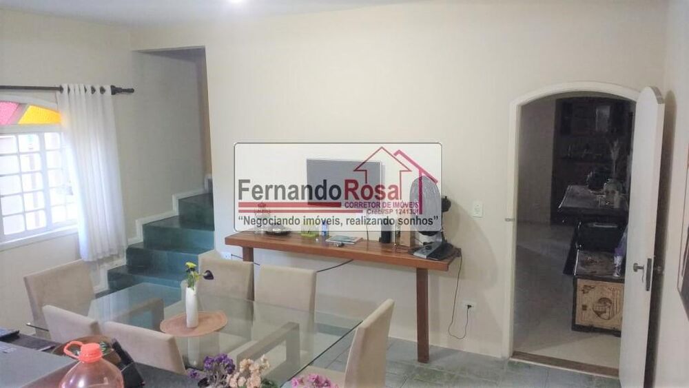 Casa à venda com 4 quartos, 238m² - Foto 16