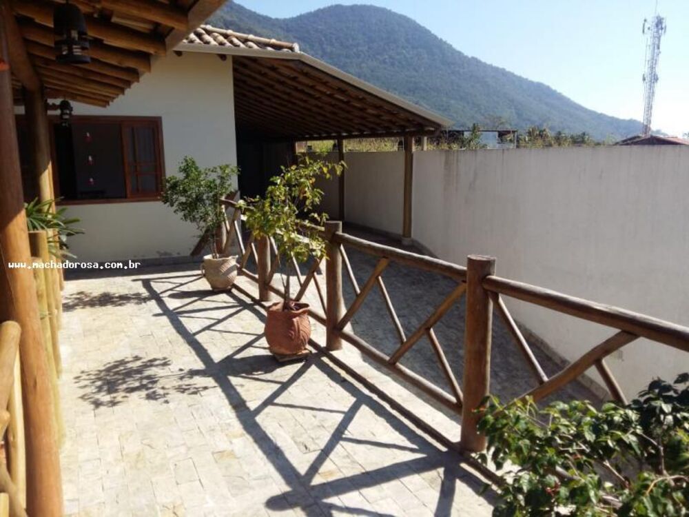 Casa à venda com 3 quartos, 250m² - Foto 7