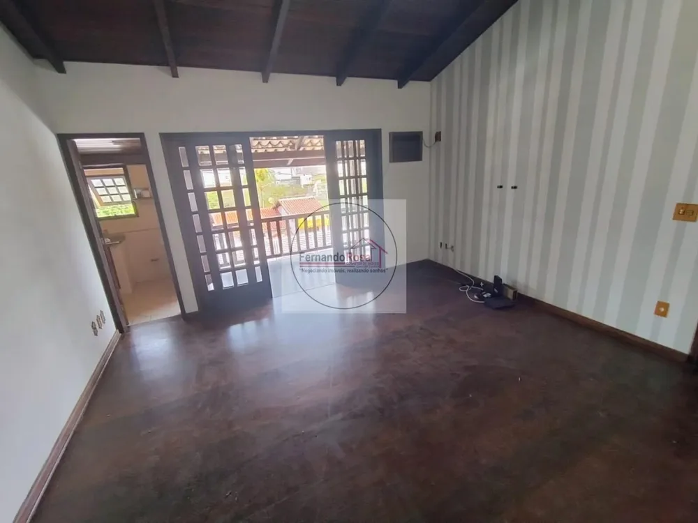 Casa, 4 quartos, 303 m² - Foto 2