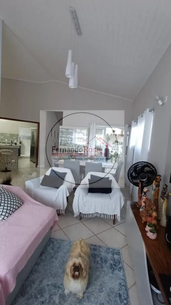 Casa, 3 quartos, 250 m² - Foto 11