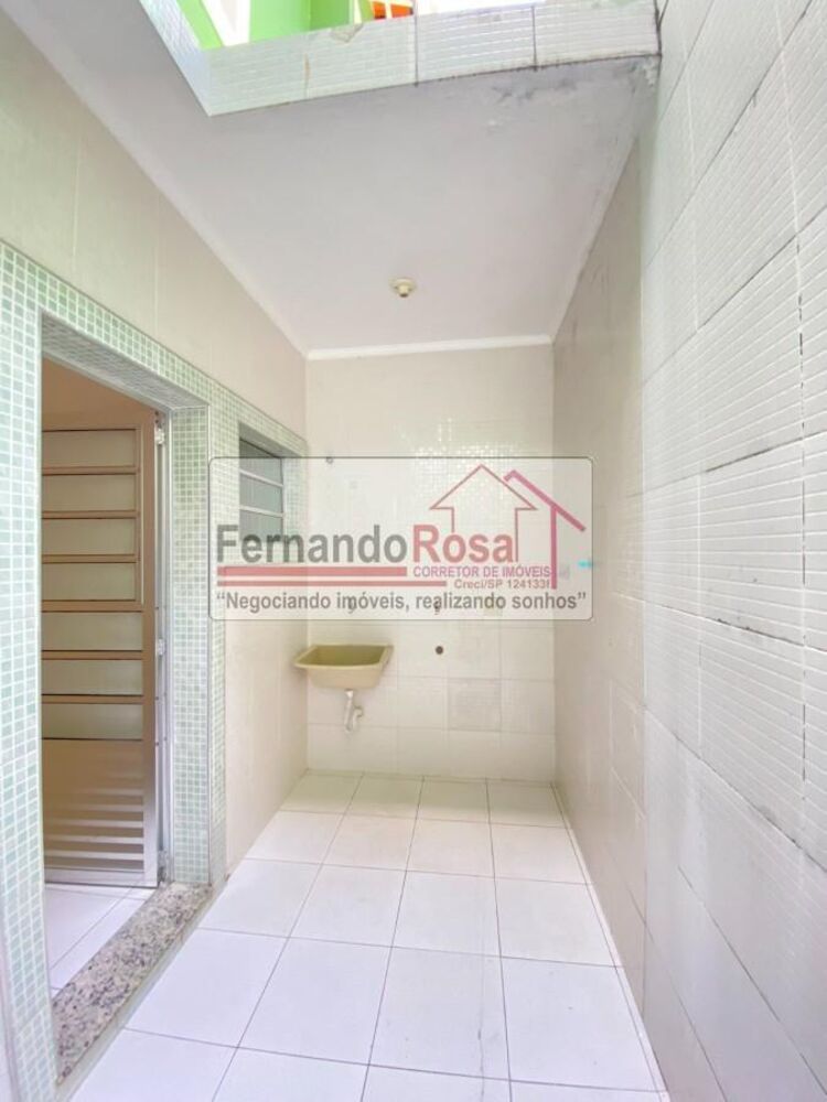 Sobrado à venda com 2 quartos, 130m² - Foto 14