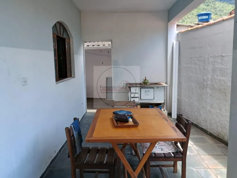 Casa, 4 quartos, 201 m² - Foto 1