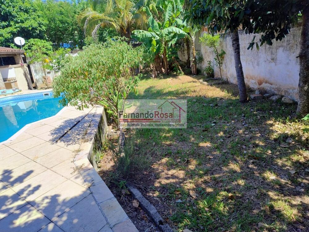 Casa à venda com 3 quartos, 600m² - Foto 3