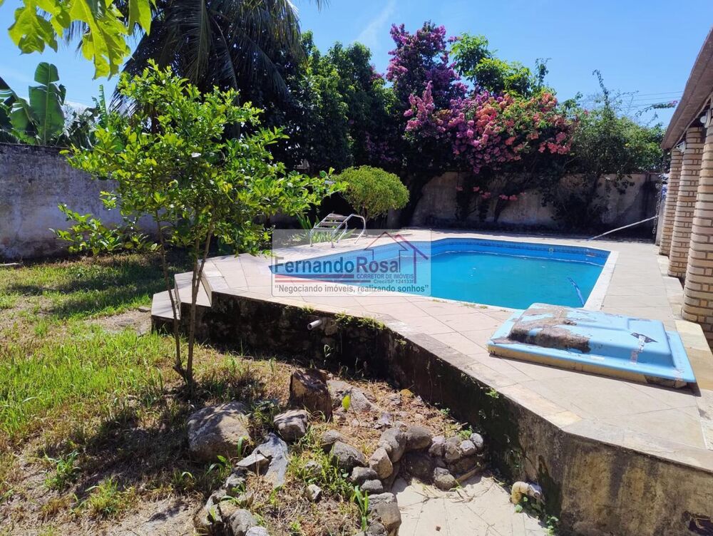 Casa à venda com 3 quartos, 600m² - Foto 2