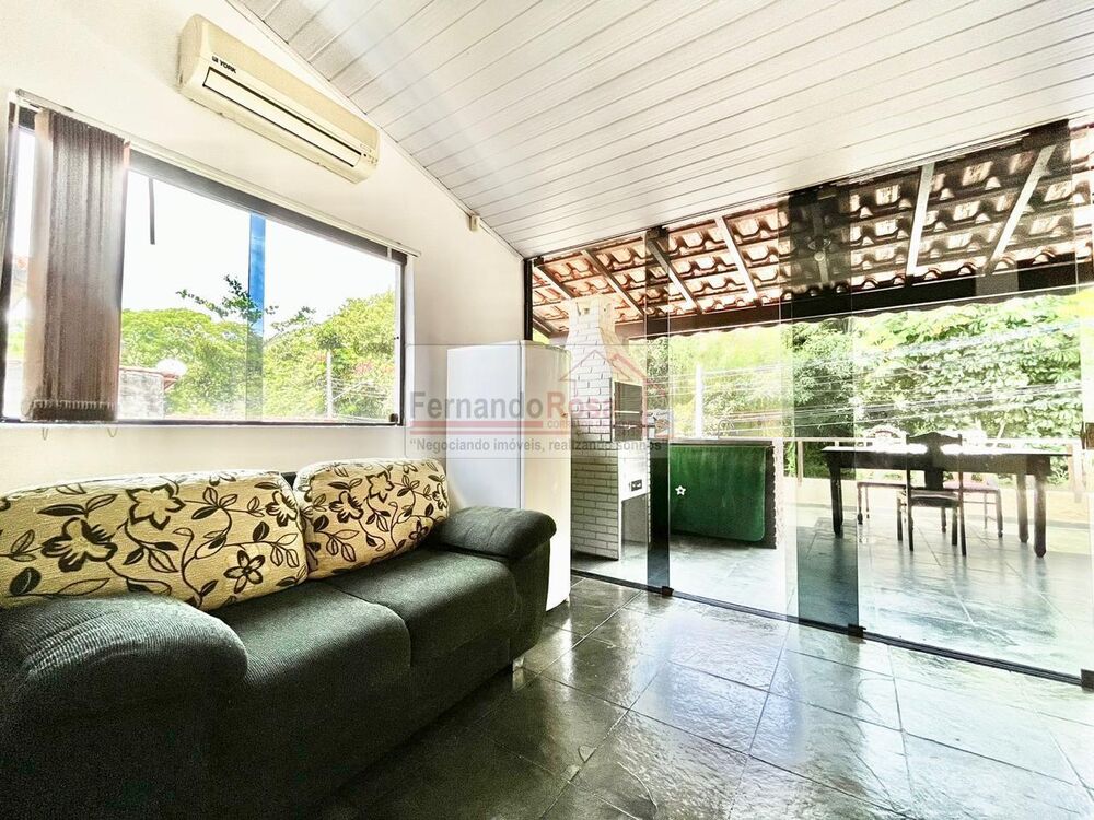 Sobrado à venda com 3 quartos, 216m² - Foto 4