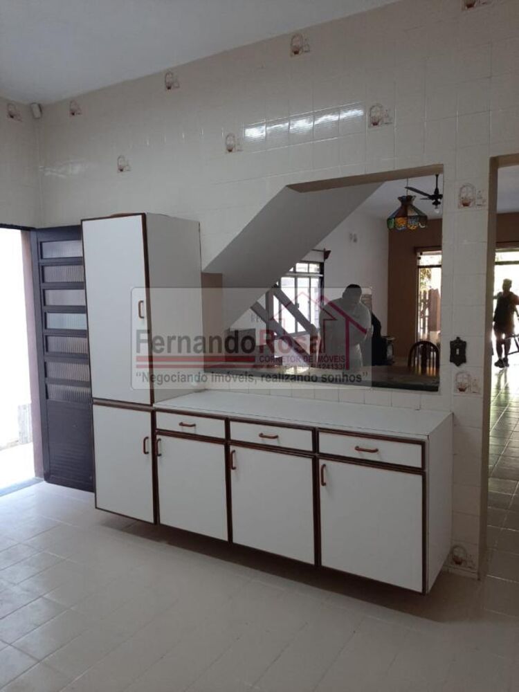 Sobrado à venda com 3 quartos, 216m² - Foto 25