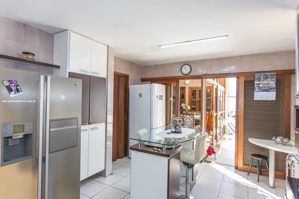 Casa, 3 quartos, 229 m² - Foto 4