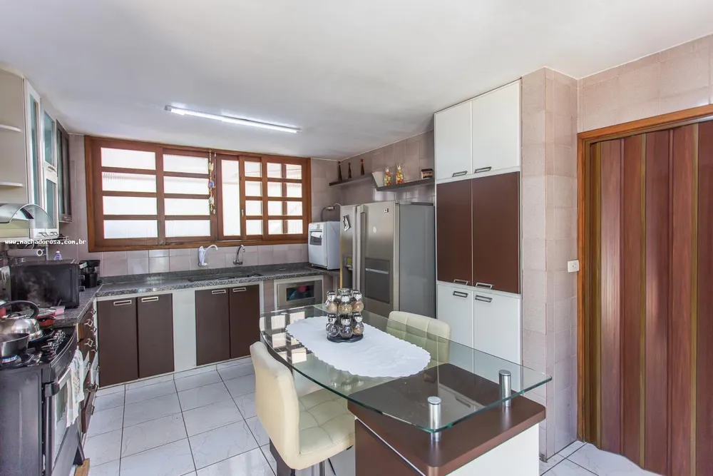 Casa, 3 quartos, 229 m² - Foto 3