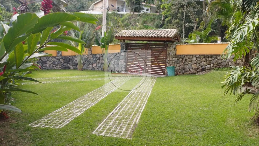 Casa, 3 quartos, 215 m² - Foto 1