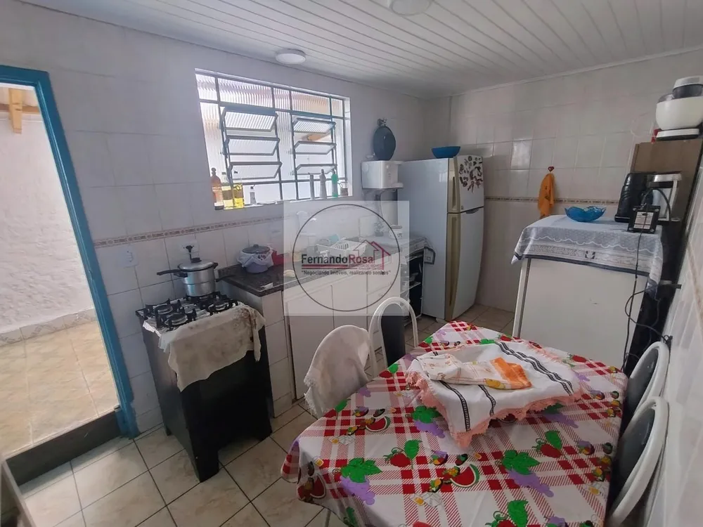 Casa, 3 quartos, 246 m² - Foto 4