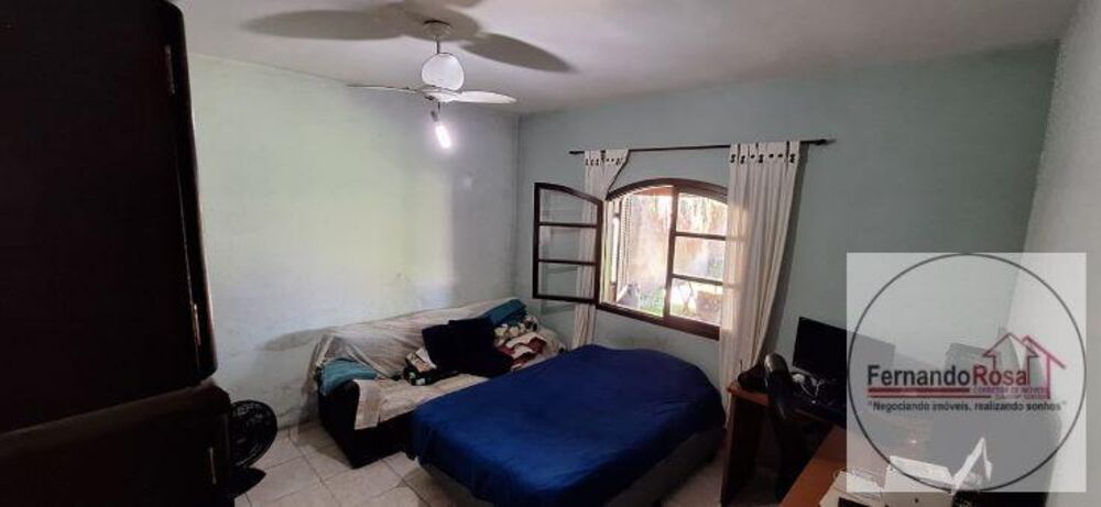 Casa à venda com 3 quartos, 639000m² - Foto 4