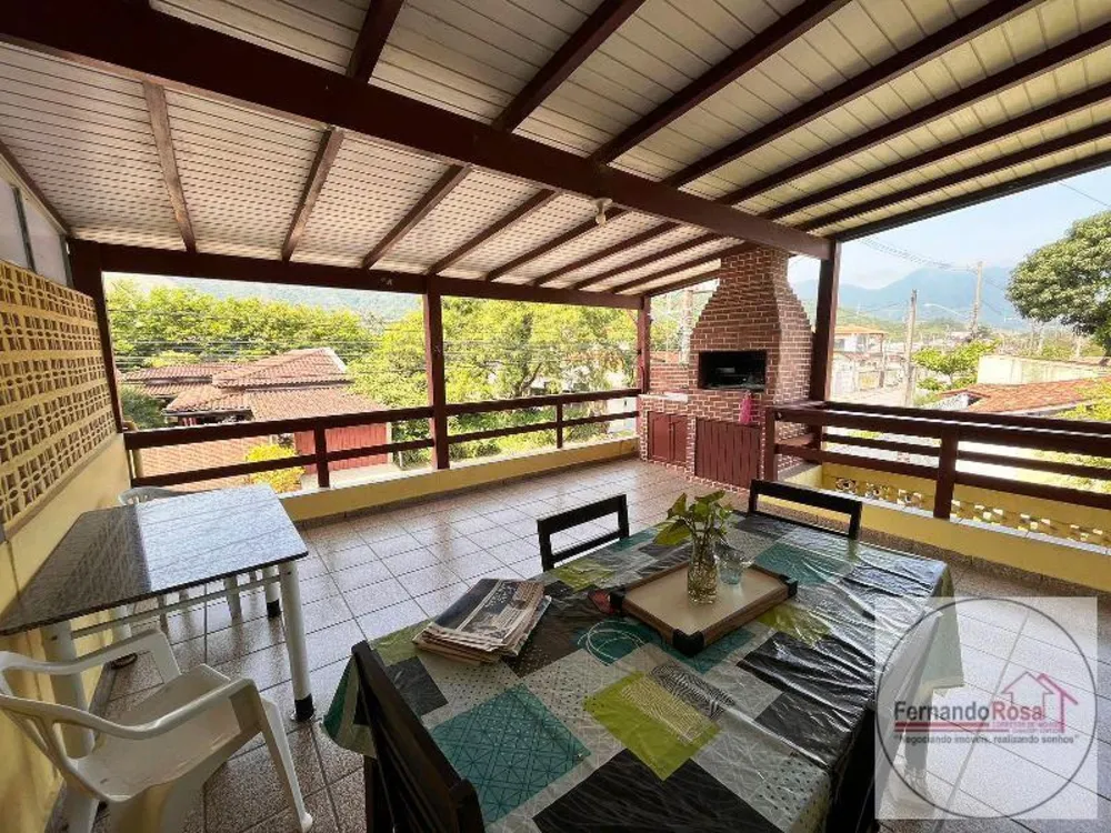 Casa, 5 quartos, 202 m² - Foto 2