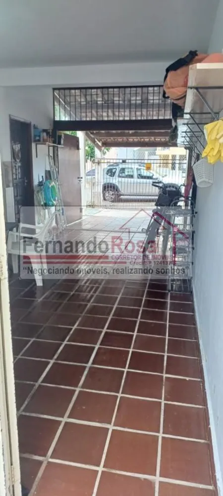 Casa, 3 quartos, 201 m² - Foto 2