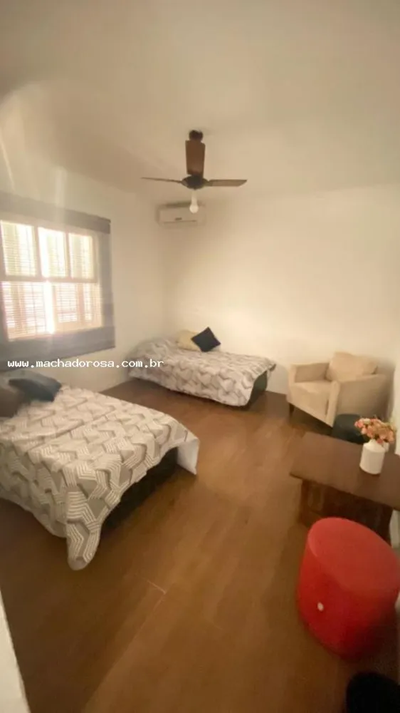 Casa, 3 quartos, 225 m² - Foto 11
