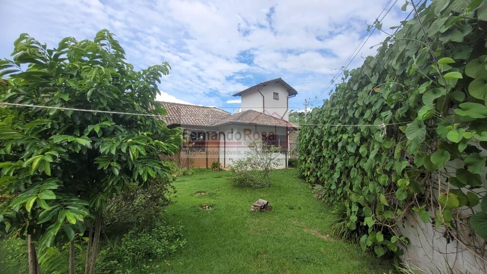 Casa à venda com 3 quartos, 660m² - Foto 7