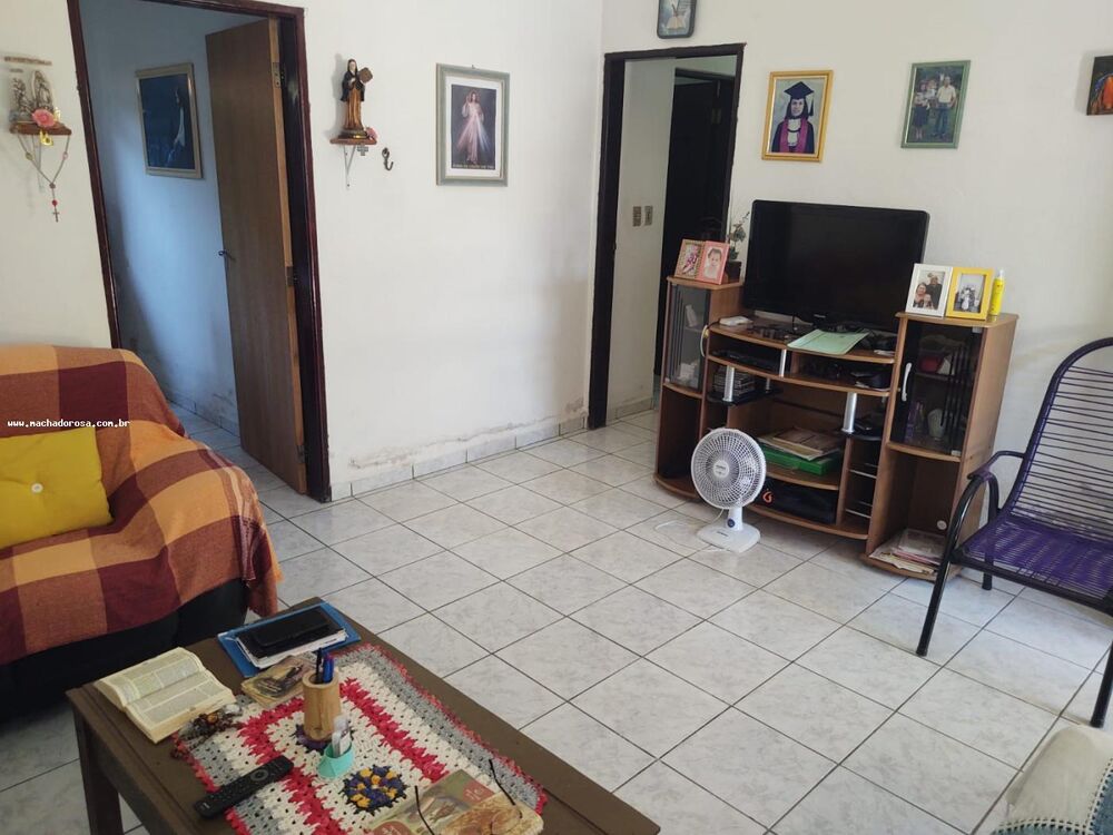 Casa à venda com 3 quartos, 325m² - Foto 16