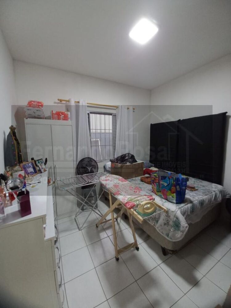 Casa à venda com 2 quartos, 125m² - Foto 3