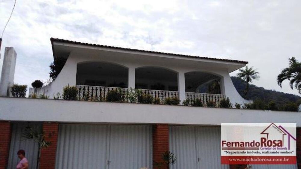 Casa à venda com 8 quartos, 450m² - Foto 4