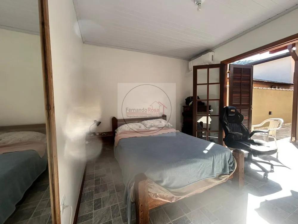 Casa, 4 quartos, 192 m² - Foto 2