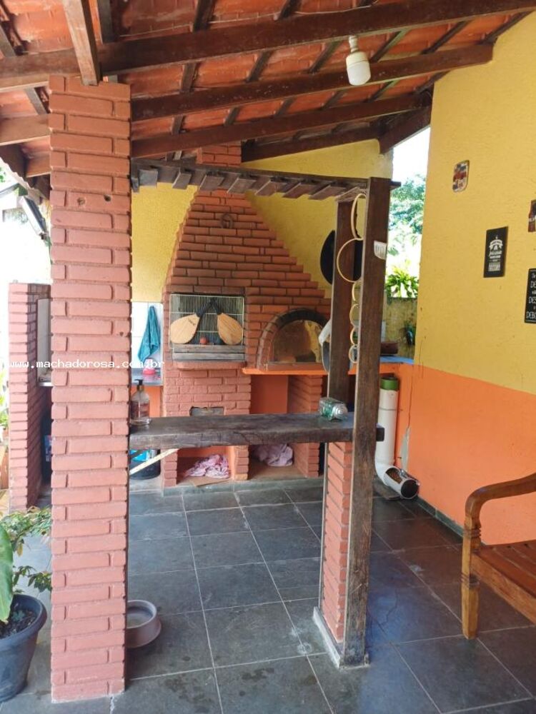 Casa à venda com 2 quartos, 1122m² - Foto 8