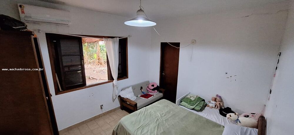 Casa à venda com 4 quartos, 1021m² - Foto 9