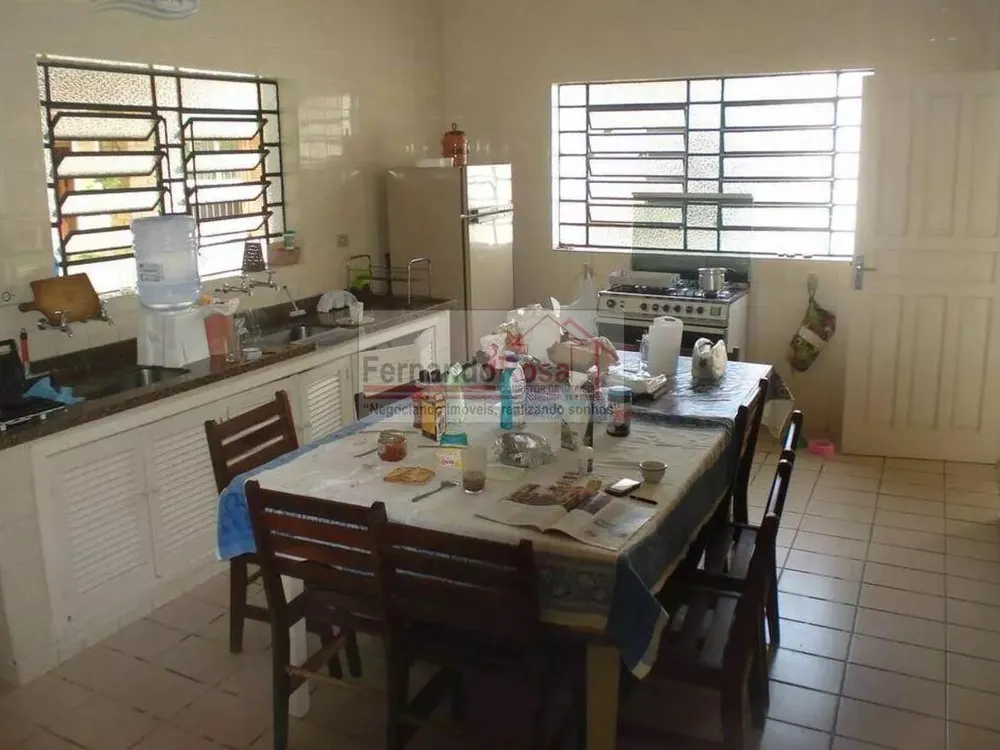 Casa, 5 quartos, 215 m² - Foto 9