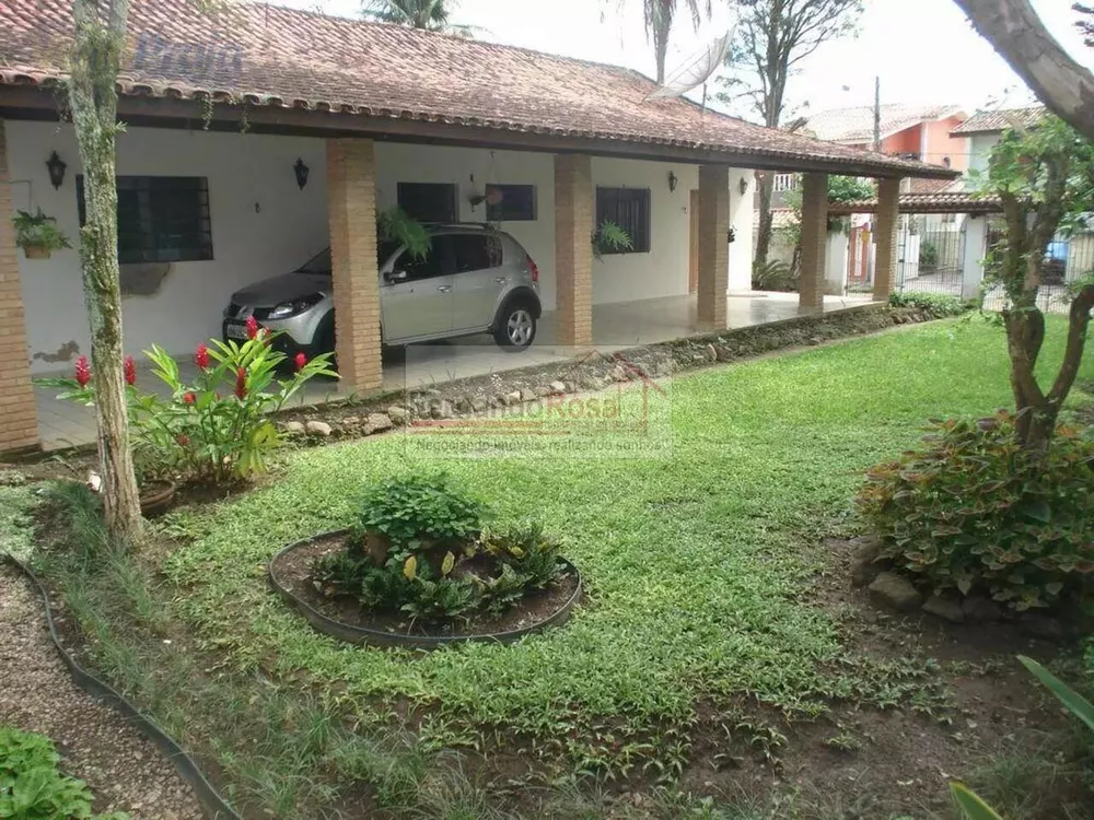 Casa, 5 quartos, 215 m² - Foto 4