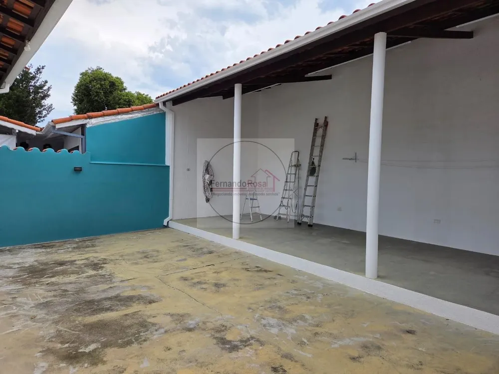 Casa, 3 quartos, 196 m² - Foto 1