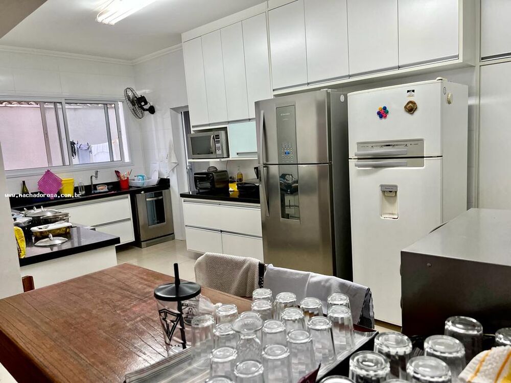 Casa à venda com 12 quartos, 2070m² - Foto 8