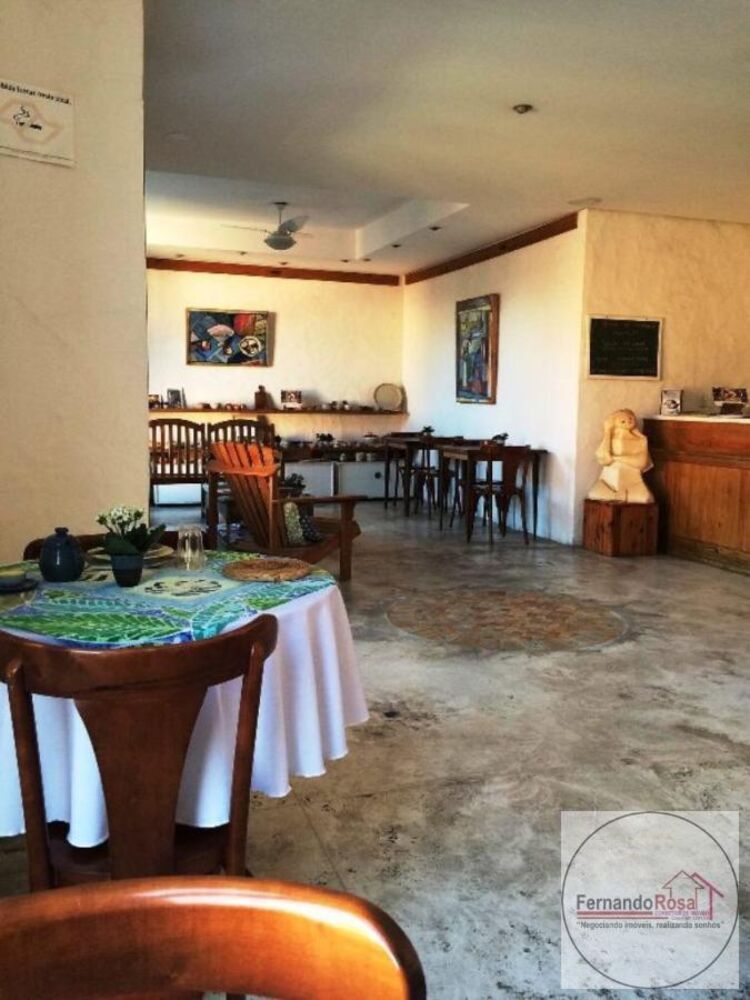 Hotel à venda com 18 quartos, 390m² - Foto 1