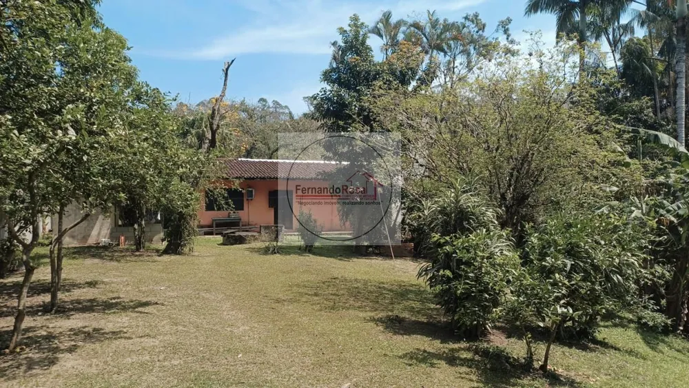 Chácara, 3 quartos, 3300 m² - Foto 1