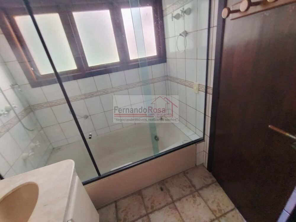Casa de Condomínio à venda com 5 quartos, 1042m² - Foto 2
