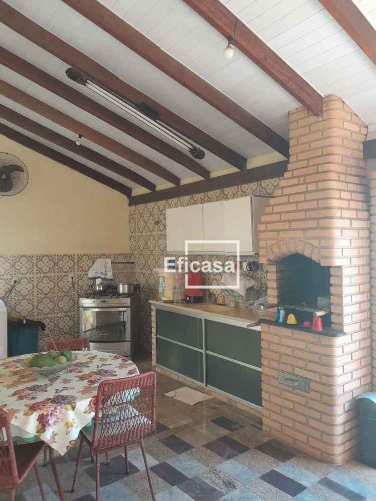 Casa, 3 quartos, 270 m² - Foto 5
