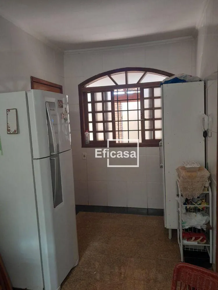 Casa, 3 quartos, 270 m² - Foto 7