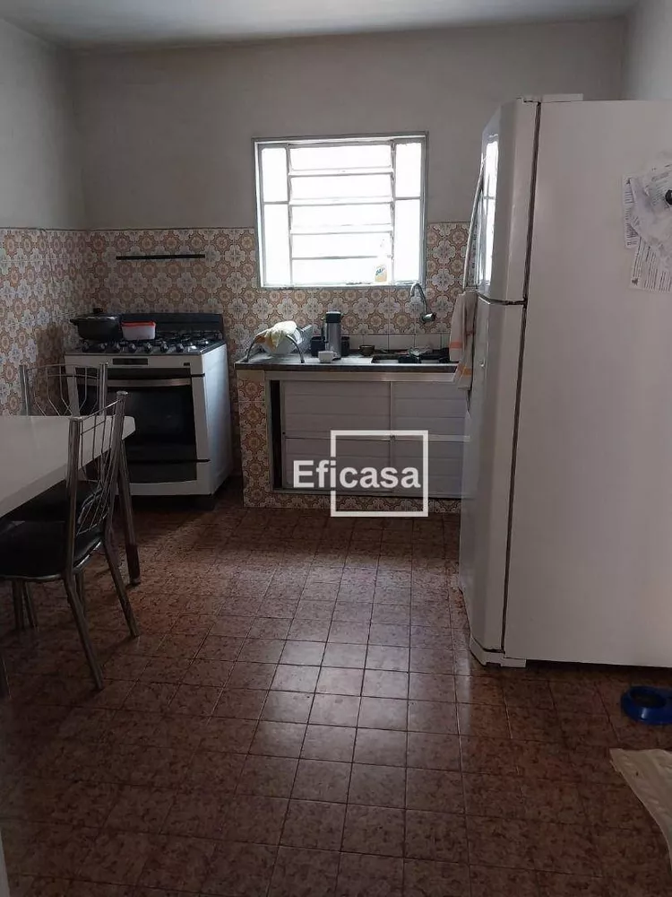 Casa à venda com 3 quartos, 270m² - Foto 4