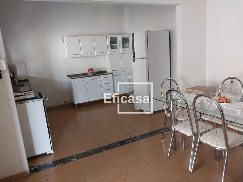 Casa, 3 quartos, 270 m² - Foto 9