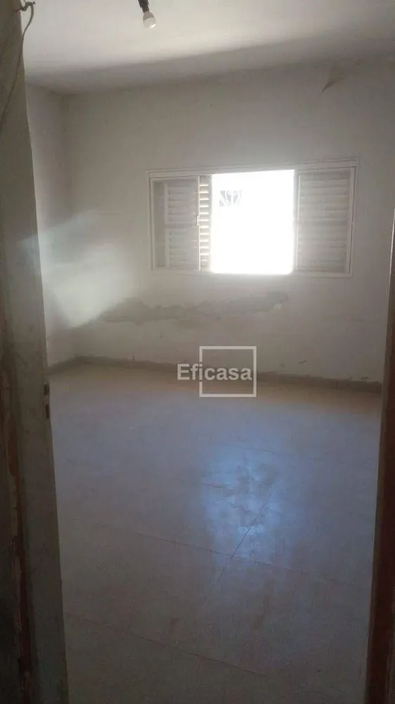 Casa, 4 quartos, 350 m² - Foto 2