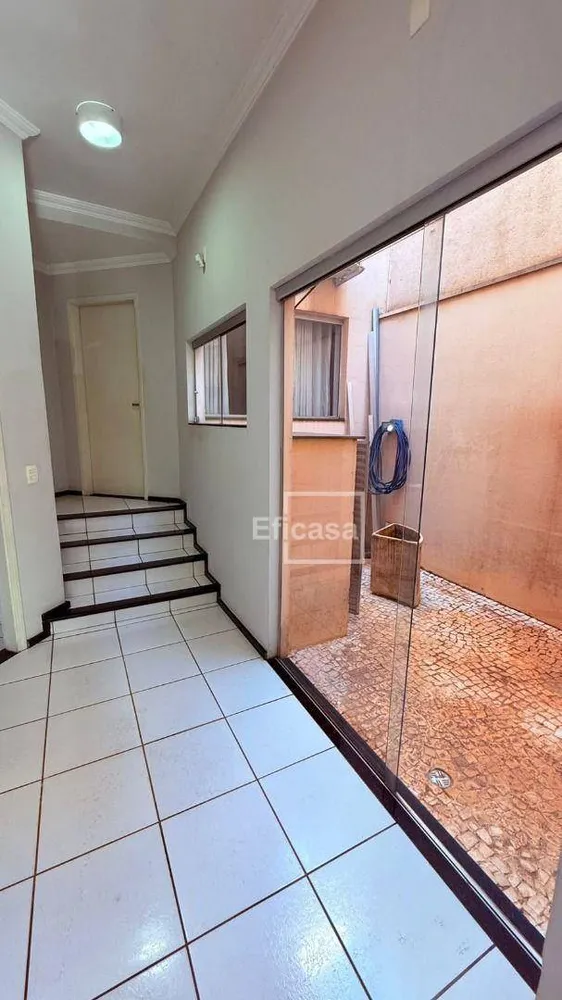Loja-Salão, 700 m² - Foto 1